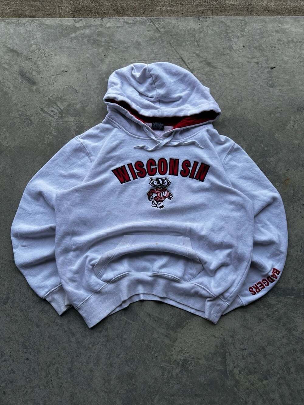 Stadium Athletics Wisconsin Badgers White Pullover Hoodie Sweatshirt Bucky Badge